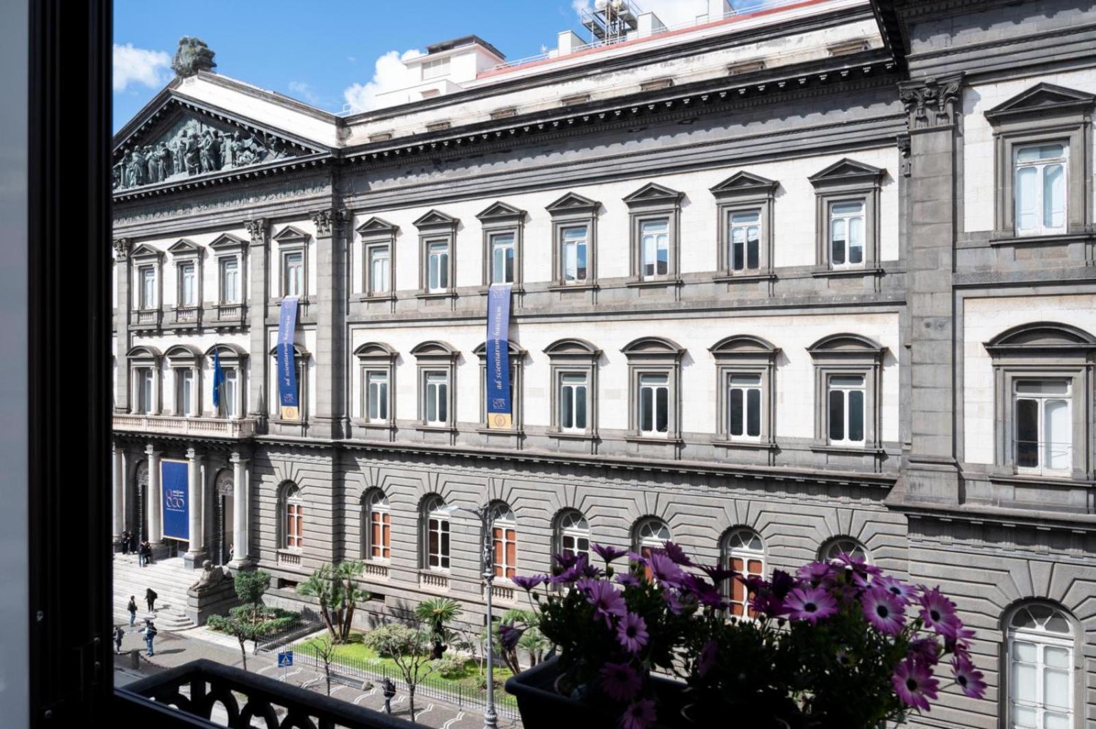Hotel Dimora Angioina Nápoles Exterior foto